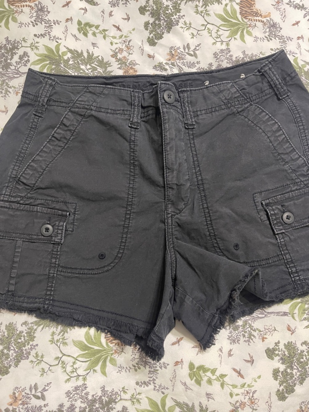 American Eagle Outfitters Black Frayed Hem Cargo Shorts